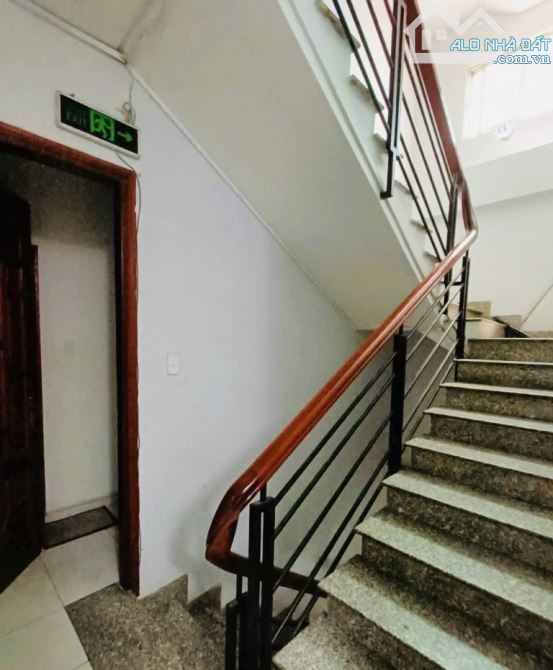 Bán Khách Sạn Mặt Tiền Lý Phục Man, Quận 7 - Dòng Tiền Ổn Định 40 Triệu/Tháng - 4