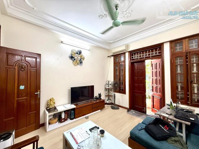 CẦN BÁN NHÀ ĐẸP TRUONG DINH PHAN LO OTO VÀO NHÀ 2MẶT NGÕ 65M4T 18,5 TỶ - 5