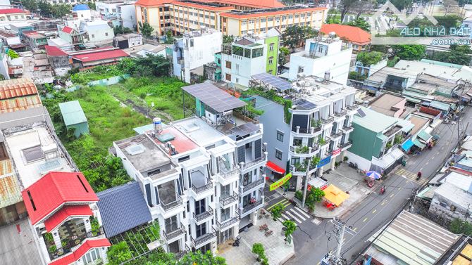 NHÀ KHU MẶT TIỀN CHỢ BÀ HOM CỦ TỈNH LỘ 10 3 LẦU DTSD GẦN 300M ĐIỆN NƯỚC ÂM VỈA HÈ RỘNG RÃ - 5