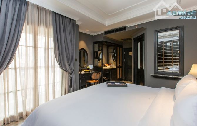 KHÁCH SẠN 95 PHÒNG- MẶT TIỀN CHỢ BẾN THÀNH- DT: 500M2- NGANG 15M- GIÁ: 1,6 TỶ/TH - 5