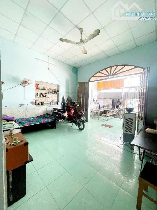 Nhà chính chủ 8x11m hẻm thông đường Tỉnh lộ 10 Bình tân 3.95 tỷ - 5
