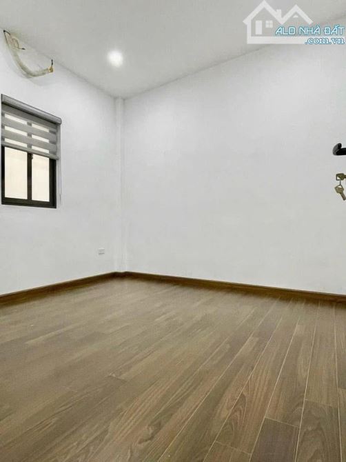 NHÀ ĐẸP NGỌC KHÁNH BA ĐÌNH 9.7TỶ 50M 4T MT 7M MẶT TIỀN QUYỀN LỰC HAI THOÁNG TRƯỚC SAU - 5