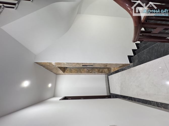 Bán nhà phố Đàm Quang Trung, 50m2- 6 tầng- mt4.3m- 11.5 tỷ, gần mặt phố, ngay cạnh AEON - 5