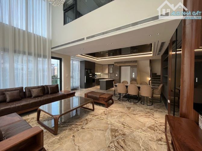 Bán nhà Ngõ 111 Lâm Hạ, 7 tầng thang máy, 2 Oto tránh view hồ, Dt 70m2 mt 5m - 5
