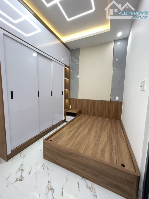 Bán  Nhà Mới Đẹp Hẻm Ô Tô Liên Khu 5-6 Bình Tân, 60m2, 4 Tầng, 4 PN Nhỉnh 5 Tỷ TL - 5