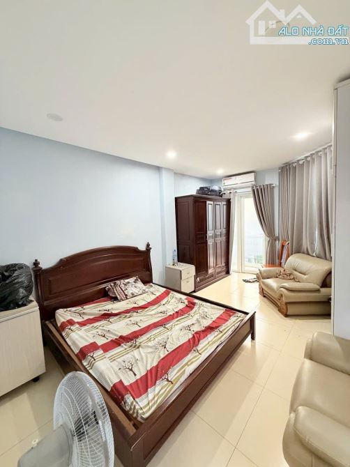 Góc 2 Mặt Tiền Hẻm 8m- CMT8- Kế Q.3- 62m2(4X16)- 6Tầng- Kinh Doanh Đỉnh-ÔTô Đỗ Trong Nhà - 9