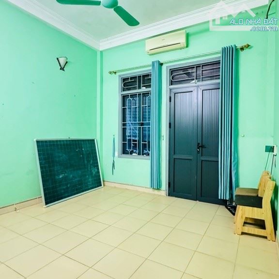 Nhà Kim Hoàng lô góc 39m2 4 tầng dân xây chắc chắn ô tô đỗ gần rẻ nhất khu vực 5 tỷ 35 - 6