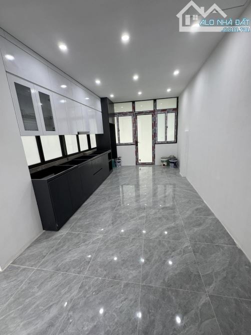 Chính chủ nhà đẹp 5 tầng, 41m, 9m ô tô, ở sướng, Láng Trung – Láng Hạ - 6