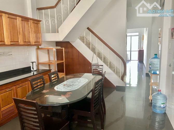 Hàng Hiếm Hạ 1 tỷ! Bán nhà HXH khu biệt thự Vip Điện Biên Phủ giáp Quận 1, 3 tầng, 4x15m - 6