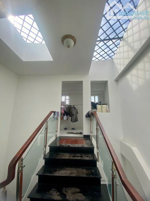 NHÀ ĐẸP 5 TẦNG GIÁ MỀM – HOÀNG BẬT ĐẠT, P.15, TÂN BÌNH –62m2(4*15m) -CHỈ 7.55 TỶ TL MẠNH - 6