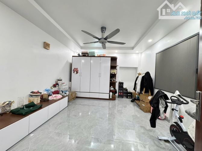 Nhà xây mới – hiện đại – 8 tầng thang máy - Tuyệt phẩm dành cho giới thượng lưu - 6