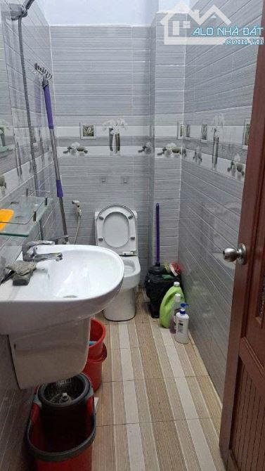 NHÀ GIÁO VIÊN, BÁN ĐI MỸ- HẺM 10m, KHU BÀU CÁT 2 - 5 TẦNG 54m2 (4.2x13) - 10TỶ - 6