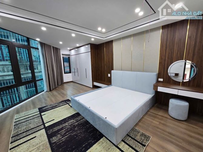 Bán nhà 7 tầng Nguyễn Văn Cừ gara oto, thang máy, full nội thất, 12.9 tỷ - 6