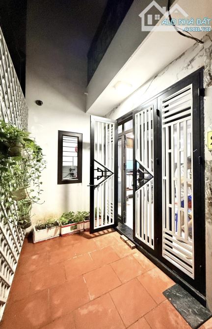 cẦN BÁN NHÀ ĐẸP TÂN MAI GẦN NHIỀU TIỆN ÍCH 33M5T 7,3 TỶ - 6