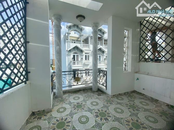 NHÀ ĐẸP 5 TẦNG GIÁ MỀM – HOÀNG BẬT ĐẠT, P.15, TÂN BÌNH –62m2(4*15m) -CHỈ 7.55 TỶ TL MẠNH - 7
