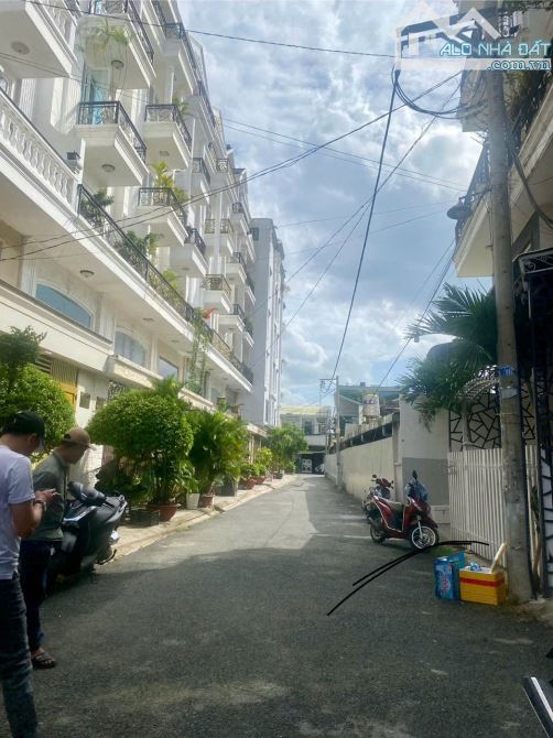 NHÀ ĐẸP 5 TẦNG GIÁ MỀM – HOÀNG BẬT ĐẠT, P.15, TÂN BÌNH –62m2(4*15m) -CHỈ 7.55 TỶ TL MẠNH - 8