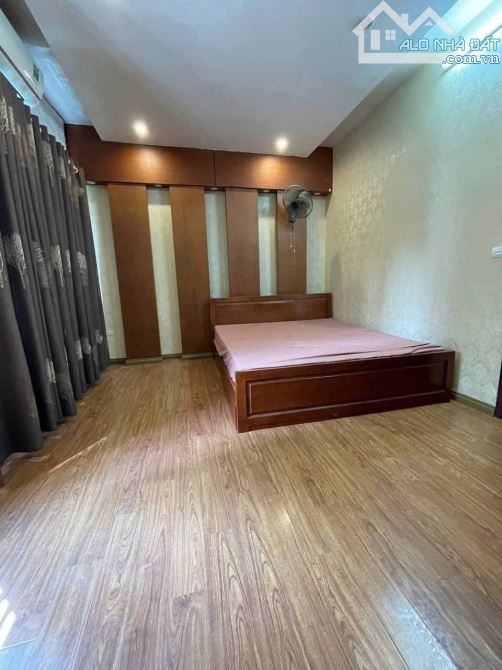BÁN NHÀ PHỐ NGUYÊN HỒNG - Q. ĐỐNG ĐA - PHÂN LÔ VIP - KINH DOANH TỔNG HỢP - NHÀ ĐẸP ĐẲNG CẤ - 8