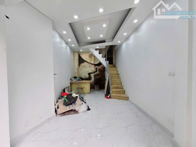 CHỈ 7 TỶ 300 TRIỆU - NÚI TRÚC - BA ĐÌNH - 6T - NGÕ THÔNG Ô TÔ TRÁNH - KINH DOANH SẦM UẤT - 8