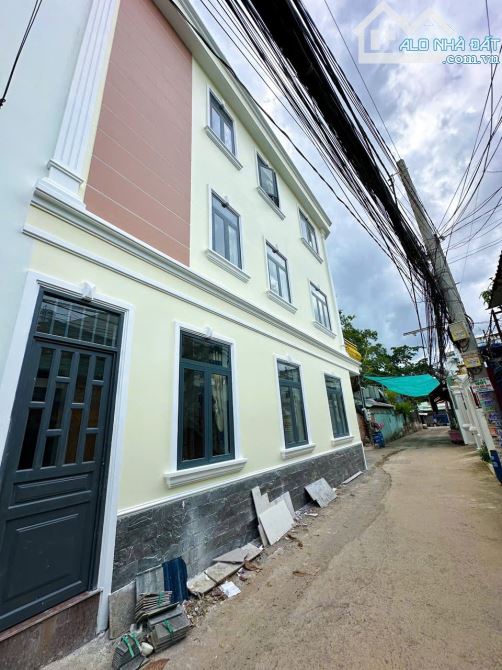 🌟 CHỦ GỞI BÁN NHÀ 1 TRỆT 2 LẦU (GÓC 2 MẶT TIỀN) ĐANG HOÀN THIỆN NGAY CẦU MỚI HOÁ AN - 8