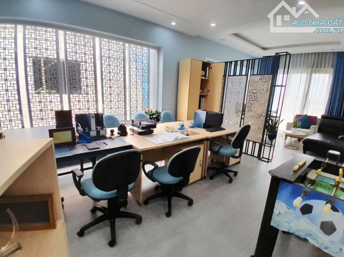 Bán BIỆT THỰ Mặt tiền đường số 10 View Sông SG Hiệp Bình Chánh 490m2 Giá 45.5 Tỷ - 9