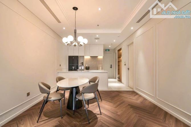 BÁN TOÀ NHÀ MẶT PHỐ HUẾ,VỊ TRÍ KIM CƯƠNG BẬC NHẤT Q.HOÀN KIẾM,DT300MX10T,GIÁ 6XX TỶ - 9