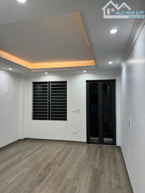 NHÀ MẶT NGÕ PHÂN LÔ TRẦN THÁI TÔNG, 40M2 5T, GIÁ 11 TỶ, NHÀ DÂN XÂY Ở VÀ KINH DOANH - 9