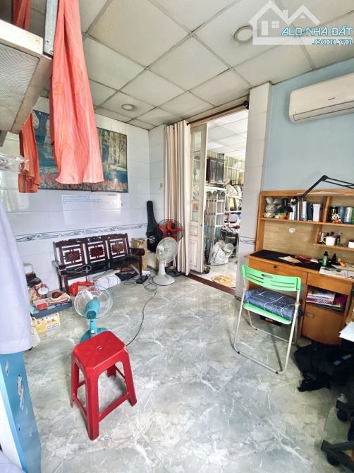 Bán nhà 2 tầng đường tô Ngọc Vân phường 15 quận gò vấp