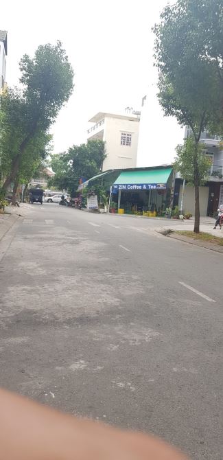 80m2, 4 tầng, Đường số Phạm Hữu Lầu, nhỉnh 13 tỷ, Quận 7.