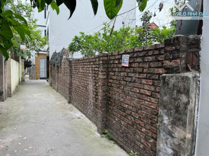 BÁN ĐẤT BÁT KHỐI LONG BIÊN HÀ NỘI   60M. NHỈNH 6..tỷ
