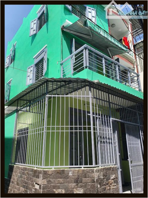 Nhà phố rẻ 4.4 x 9.5m 1 trệt 2 lầu Trần Đình Xu Quận 1 TP.HCM