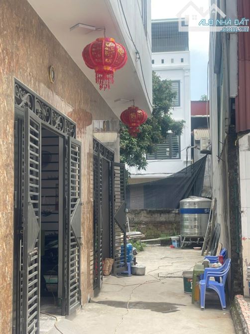 Nhà 3 tầng 51m Biên Giang Hà Đông hại mặt tiền giá 4,4 tỷ