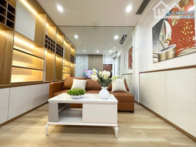BÁN CĂN TẬP THỂ - SỔ 41M - HỒ ĐẮC DI - Ô TÔ ĐỖ CẦU THANG - CĂN GÓC - FULL NỘI THẤT