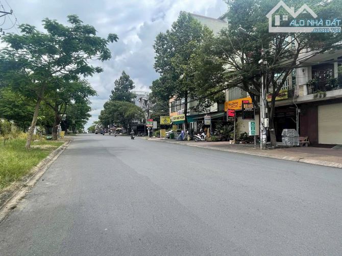 BÁN Cặp đất mặt tiền đường 518 Khu Đinh Thuận shr full thổ cư