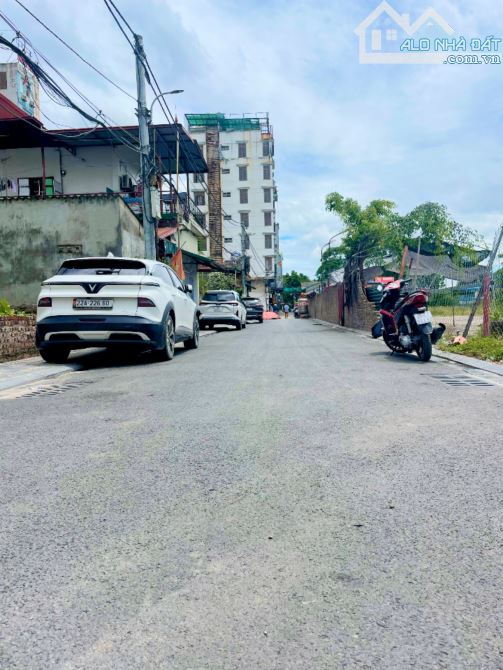 🔥Đất đẹp vị trí vàng Kim Chung Đông Anh 150m mt8.8 có 2 mặt tiền vỉa hè rộng kd đỉnh💥💥