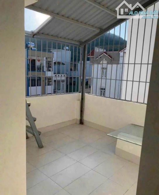 Bán nhà 4 tầng mặt tiền đg phó đức chính DT 43m2 giá 5ty500