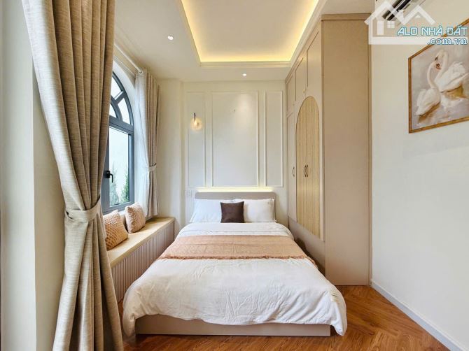 Siêu Phẩm ! Nhà Đẹp Full Nội thất - đường 51 - Gần CV Làng Hoa- 4,1X13m - 5 Tầng