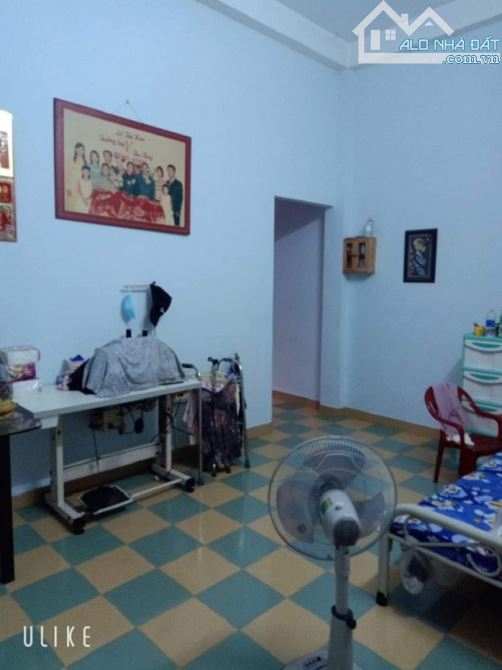 Bán gấp nhà CMT8, Quận 3, 6x14, hẻm suýt ô tô, chỉ 7 tỷ hơn