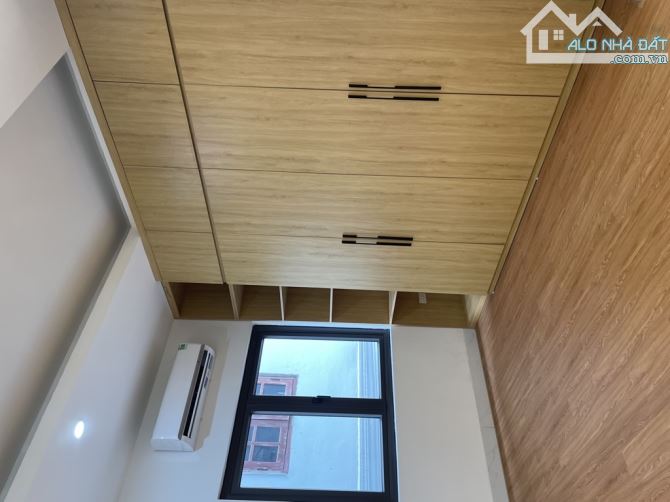 🏡 BÁN NHÀ BÁT KHỐI, LONG BIÊN, NGÕ THÔNG MT RỘNG 5,5 M – GẦN HỒ – FULL NỘI THẤT