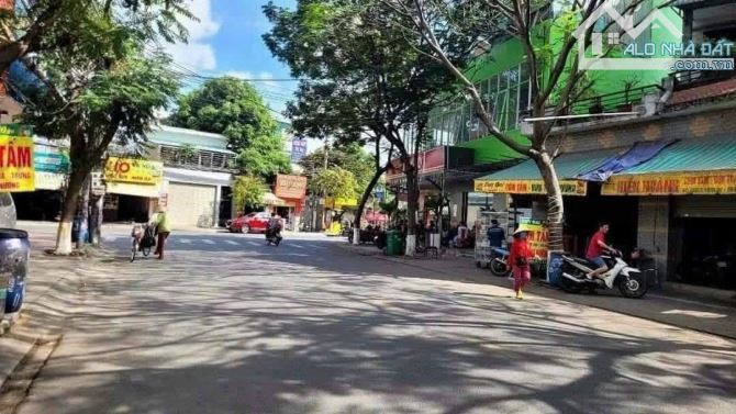 MẶT TIỀN PHẠM HƯU LẦU SÁT LÝ THƯỜNG KIỆT DĨ AN, GẦN CC BCON, GIÁ 8.5 TỈ