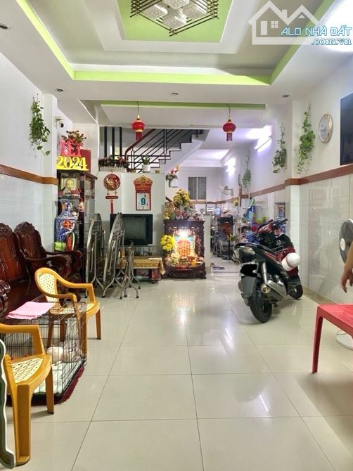 BÁN NHÀ 4 TẦNG KIÊN CỐ – Ô TÔ VÀO NHÀ – PHẠM THẾ HIỂN Q8