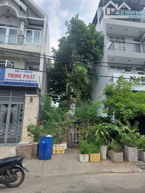 Bán đất dự án 10 mẫu đường 46 Phường Bình Trưng Đông Quận 2 cũ (149m2) 100 tr/m2