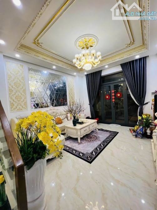 🔥🔥 VỠ TRẬN!!! NHÀ ĐẸP 4 TẦNG TÔ HIỆU – CHỦ GỬI BÁN GẤP TRONG 24H - VÀI BƯỚC CHÂN RA BIỂN