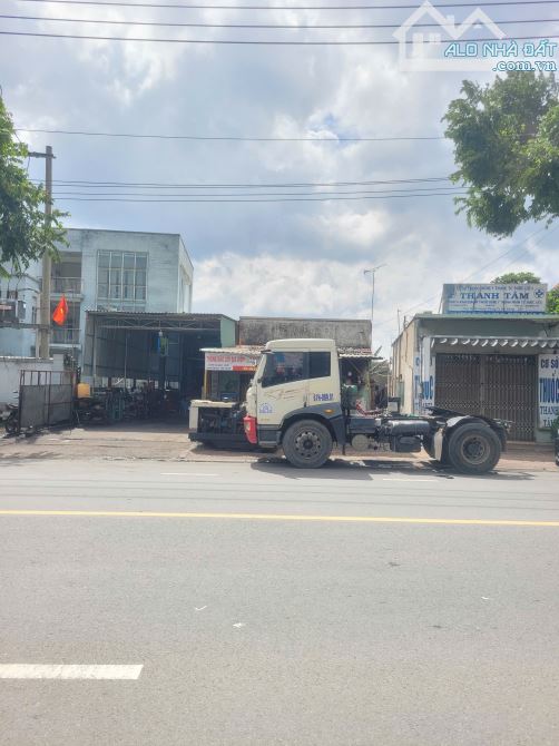 Bán đất 6.6x36m, mặt tiền Hai Bà Trưng p. Tân Đông Hiệp gần TTYT Dĩ An