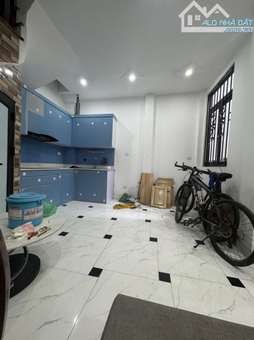 💥 Bán gấp Nguyễn Khang nhà đẹp ở ngay, 2 thoáng, gần phố, 39m giá 7 tỷ.