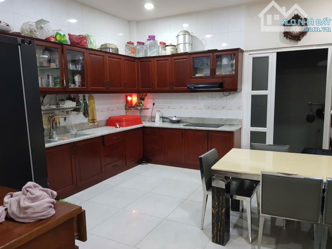 Bán nhà HXH nội bộ - 5 tầng Phan Văn Trị (4x14) 8PN 8WC sát ĐH Văn Lang - 25tr/th 9 tỷ