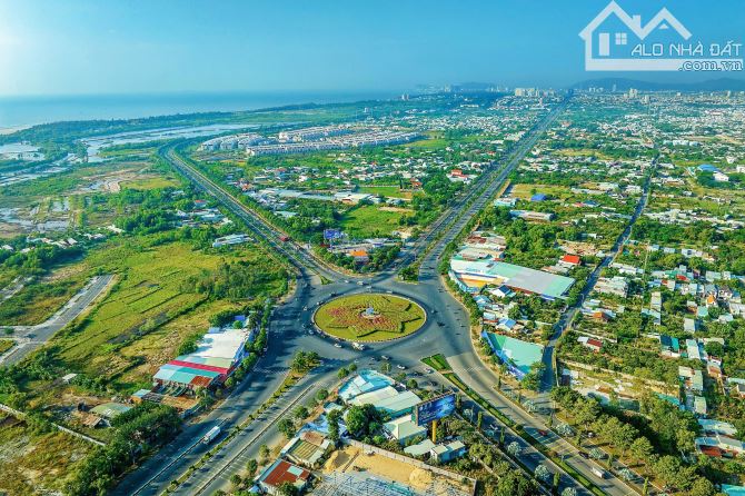 BÁN MẢNH ĐẤT VƯỜN 821M2 ( CÓ 120M2 THỔ CƯ), ĐƯỜNG 3/2 GẦN VÒNG XOAY CỬA LẤP