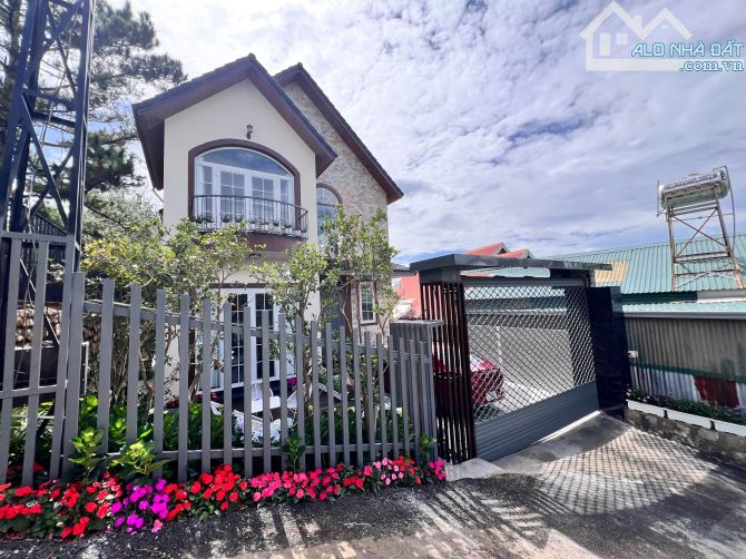 🔹 Villa Đà Lạt View Đẹp – Nội Thất Cao Cấp – Giá Chỉ 11.5 Tỷ – Sổ Riêng Hoàn Công - 8