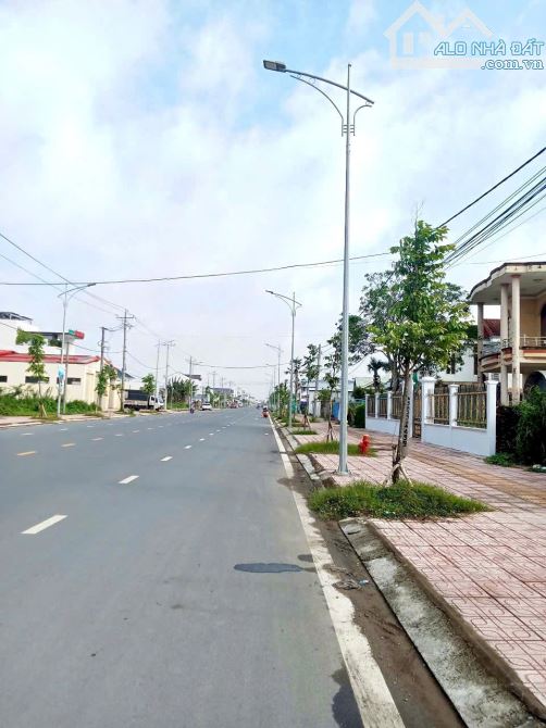 E cần chuyển nhượng lại khu đất như hình quý khách hàng có nhu cầu liên hệ e thành