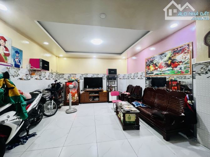 🏡(QUẬN 3) KHU TRUNG TÂM - LÝ CHÍNH THẮNG - 2 TẦNG 32M2 - 40M TỚI MẶT TIỀN - GIÁ 4,1 TỶ TL