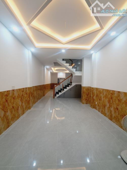 BÁN NHÀ HẺM Ô TÔ LIÊN KHU 5-6 BÌNH TÂN, 70M2, 3 LẦU, 4 PN, HOÀN CÔNG NHỈNH 5 TỶ TL